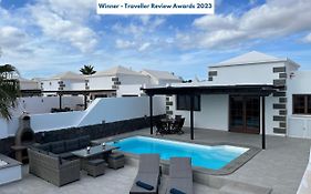 Stunning Villa Arabella - Heated Pool - Bbq - Amazing Terrace - Playa Blanca